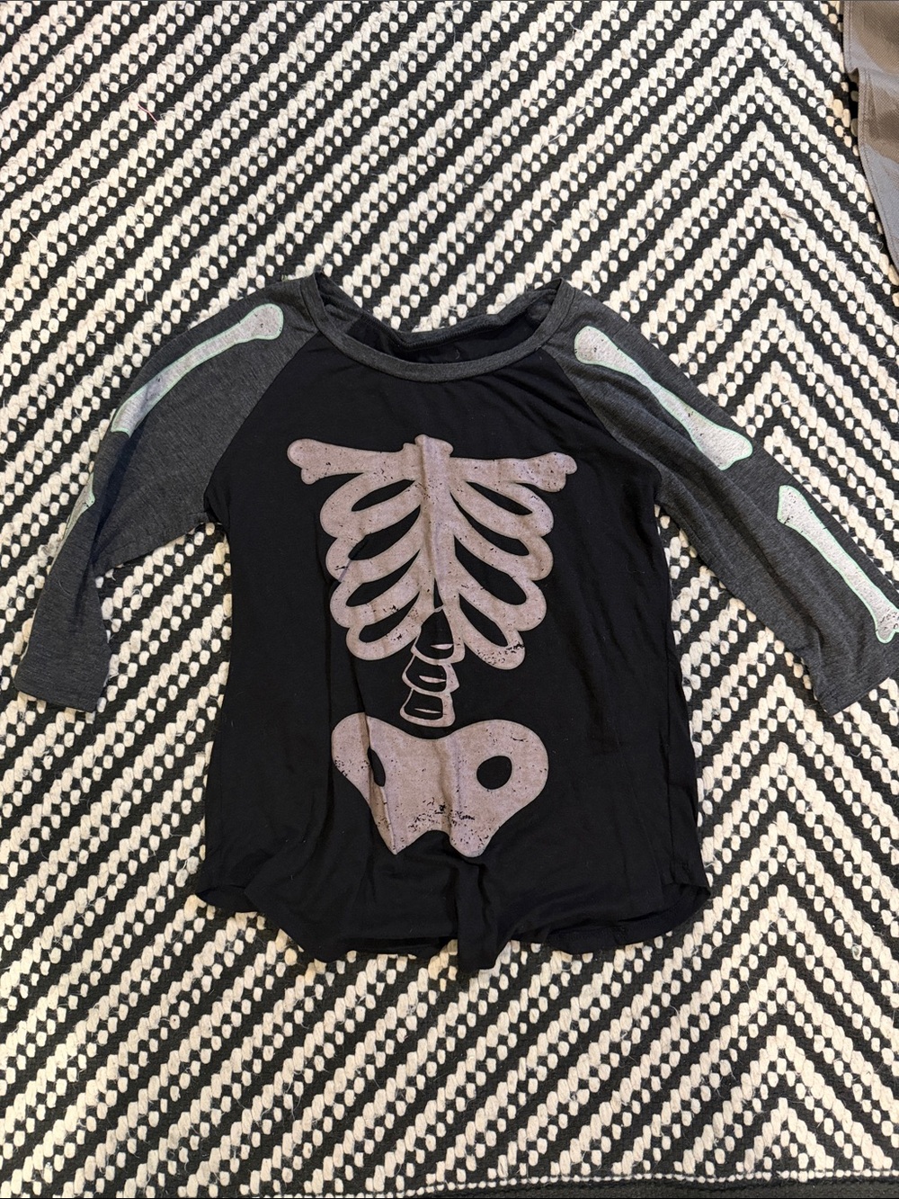 Zoe + Liv Black Top with Gray Sleeves and Pale Purple Skeleton